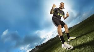 及其背後的 及其背後的